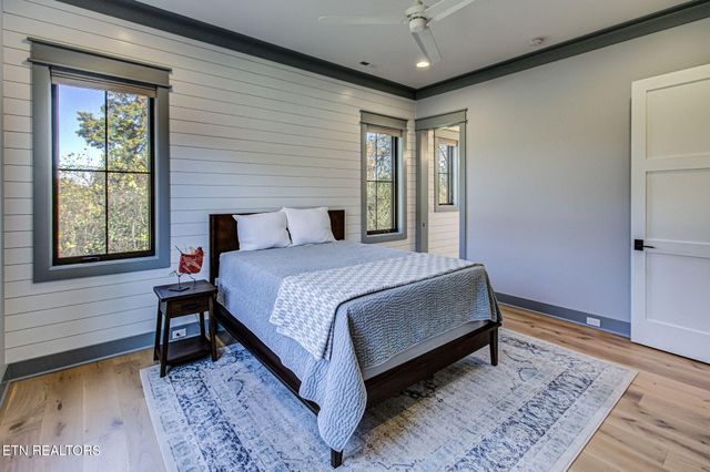 285 E Shore Drive, Rockwood, TN 37854