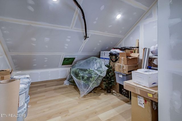 285 E Shore Drive, Rockwood, TN 37854