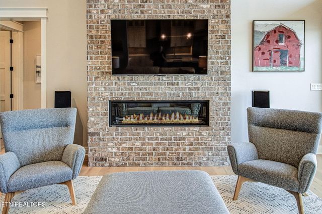 285 E Shore Drive, Rockwood, TN 37854