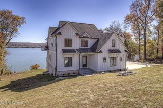 285 E Shore Drive, Rockwood, TN 37854