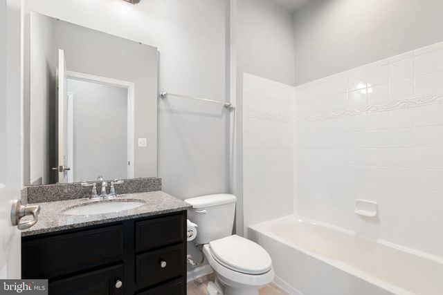 42565 BURBANK TER, Sterling, VA 20166