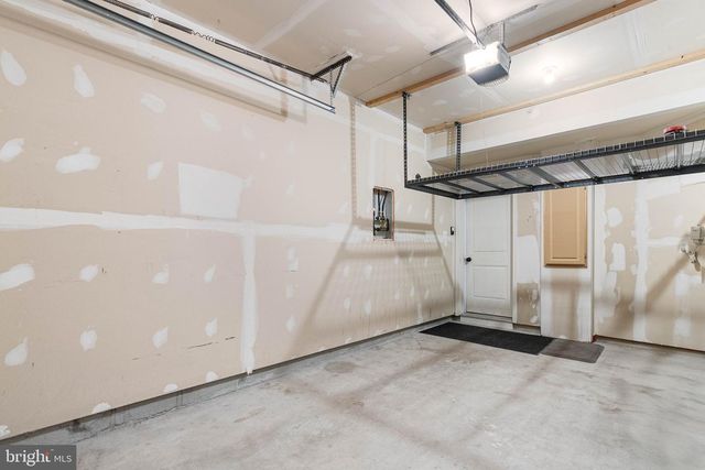 42565 BURBANK TER, Sterling, VA 20166