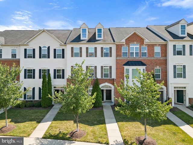 42565 BURBANK TER, Sterling, VA 20166