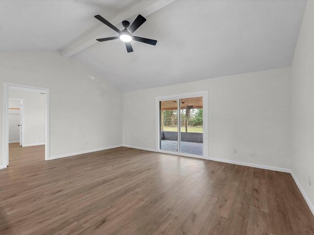 230 W Willwood Drive, Willis, TX 77378