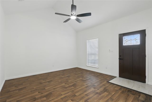121 Collett Court, Weatherford, TX 76088