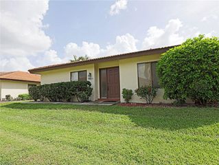 1420 Park Shore CIR 3, Fort Myers, FL 33901