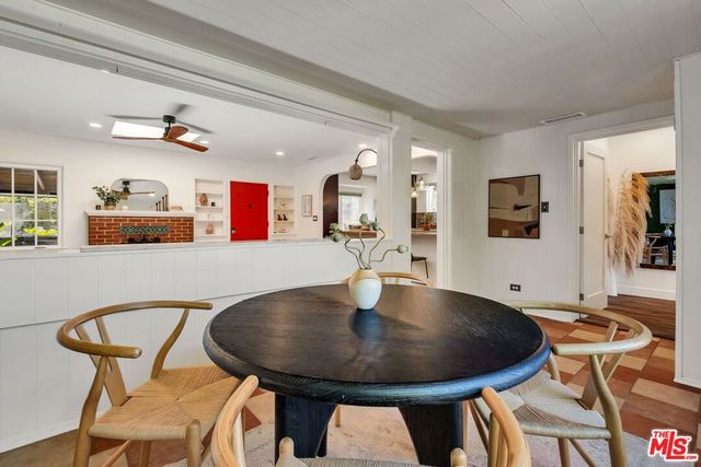 10405 Hillhaven Avenue, Los Angeles, CA 91042