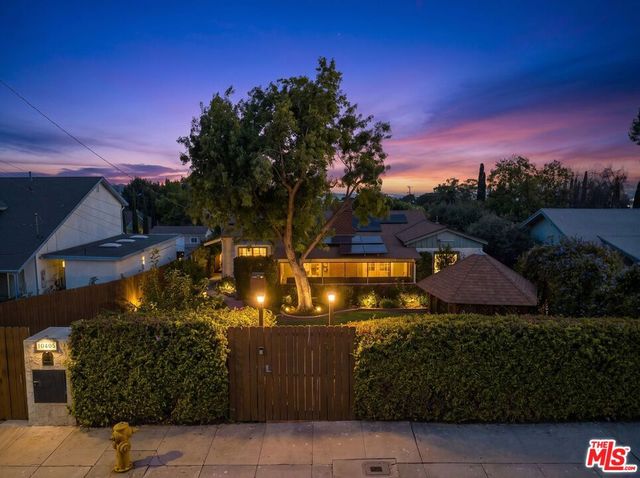 10405 Hillhaven Avenue, Los Angeles, CA 91042