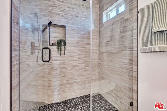 10405 Hillhaven Avenue, Los Angeles, CA 91042