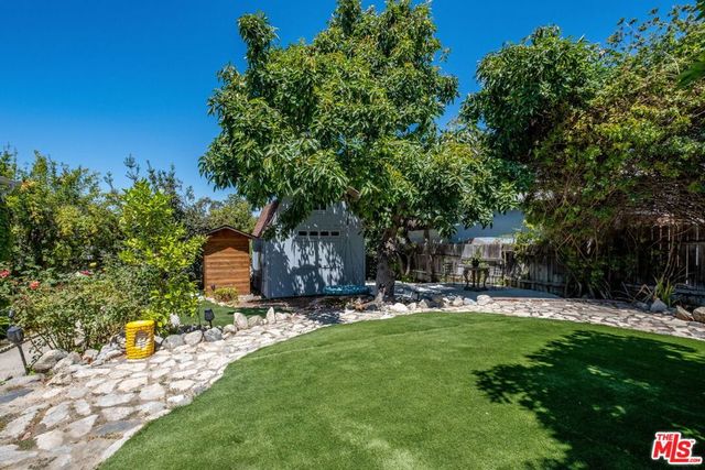 10405 Hillhaven Avenue, Los Angeles, CA 91042