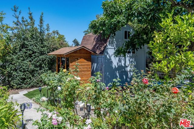10405 Hillhaven Avenue, Los Angeles, CA 91042