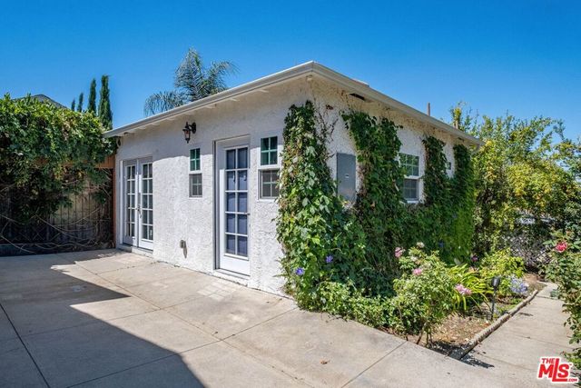 10405 Hillhaven Avenue, Los Angeles, CA 91042