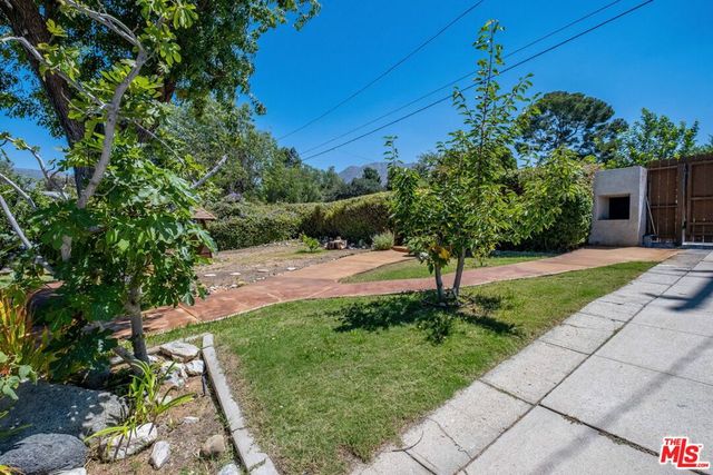 10405 Hillhaven Avenue, Los Angeles, CA 91042