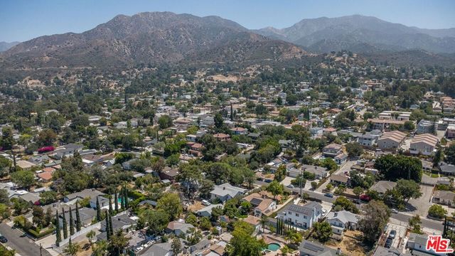10405 Hillhaven Avenue, Los Angeles, CA 91042