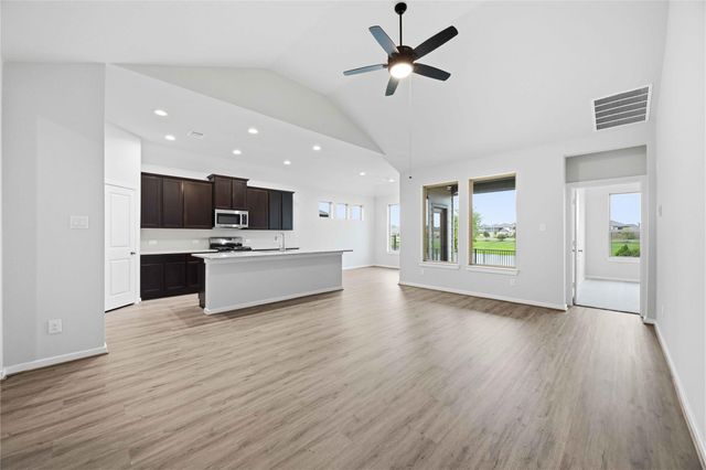 2512 Seneca Lake Drive, La Marque, TX 77568