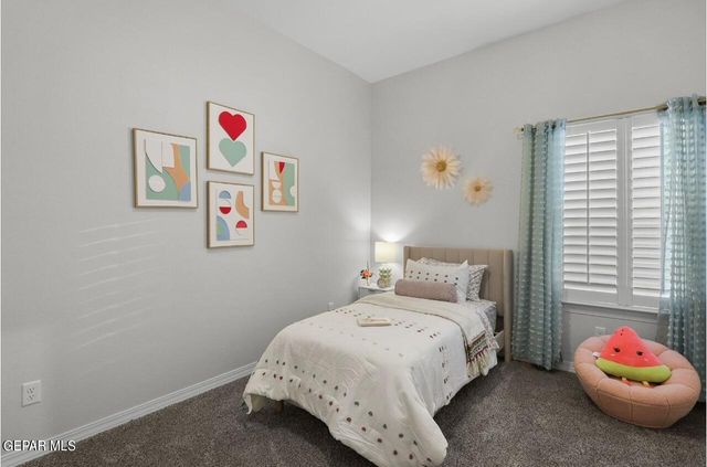 128 Loma Parda Trail, Sunland Park, NM 88063