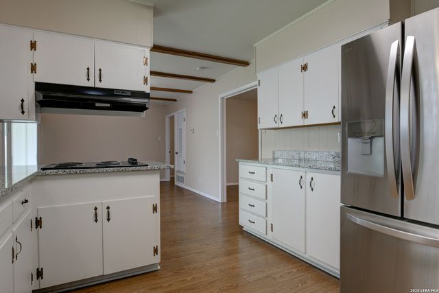 214 OAKLANE DR, Universal City, TX 78148