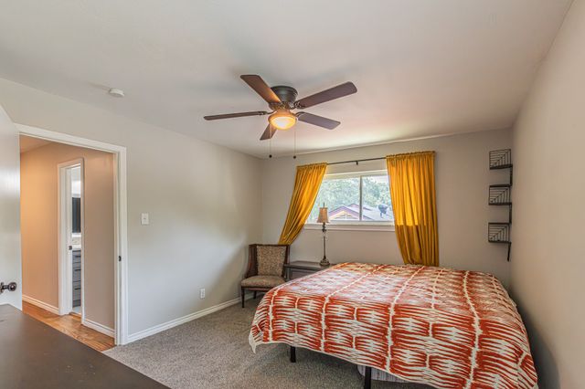 3520 Loganwood Drive, Dallas, TX 75227