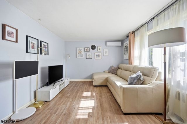 264 Fern St, Washington Twp., NJ 07676