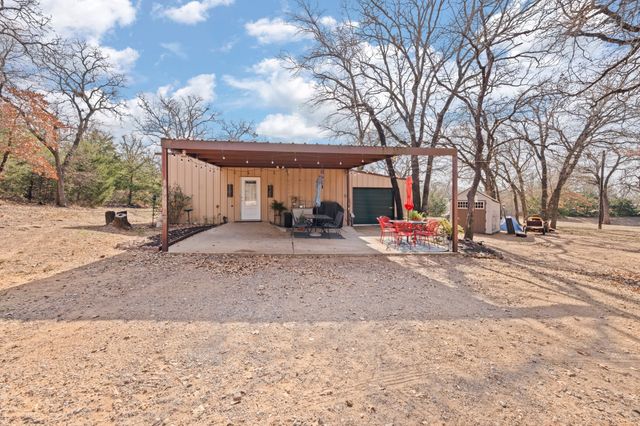 2516 Brushy Nob Drive, Joshua, TX 76058