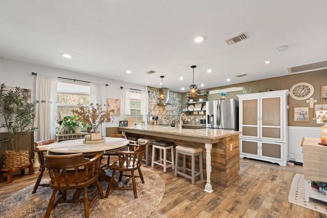 2516 Brushy Nob Drive, Joshua, TX 76058