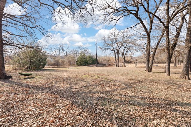 2516 Brushy Nob Drive, Joshua, TX 76058