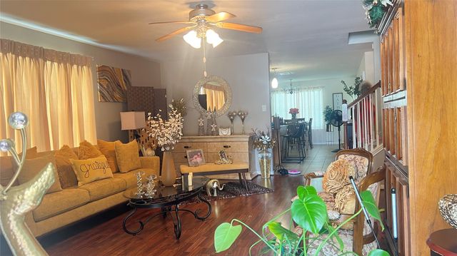 21503 Falvel Sunrise Court, Spring, TX 77388