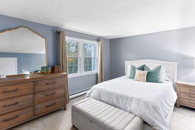 8 Spruce Tree Ln 28, Norton, MA 02766