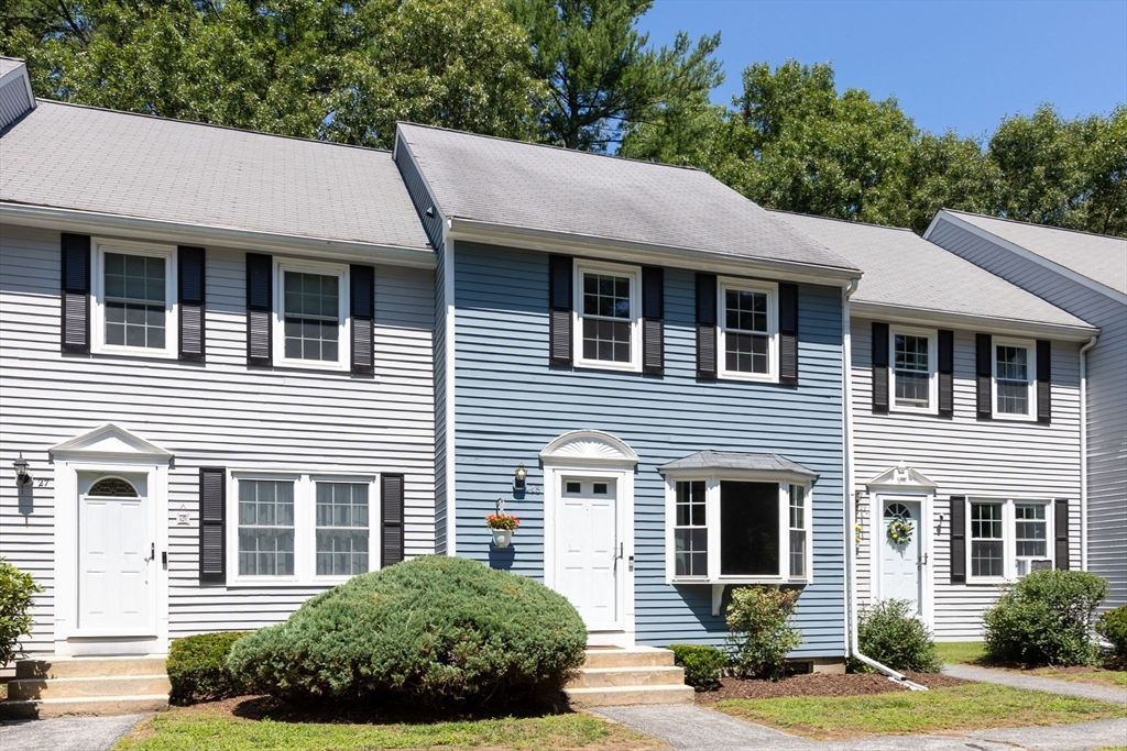 8 Spruce Tree Ln 28, Norton, MA 02766