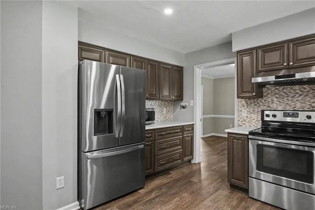 4308 Galston CT, Chesapeake, VA 23321