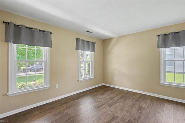 4308 Galston CT, Chesapeake, VA 23321