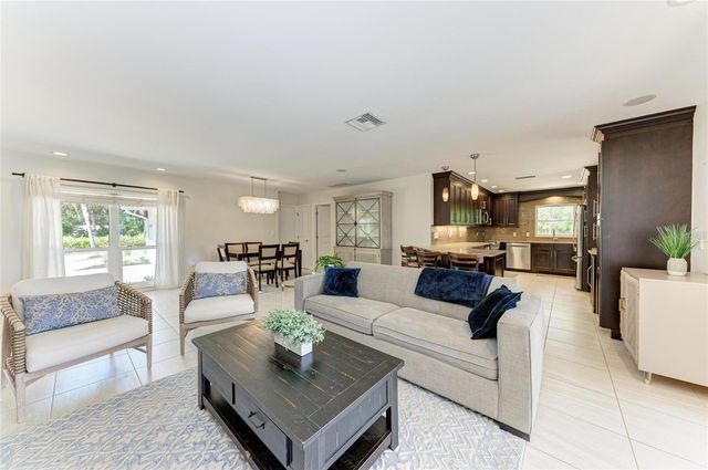 5507 CONTENTO DRIVE, Sarasota, FL 34242