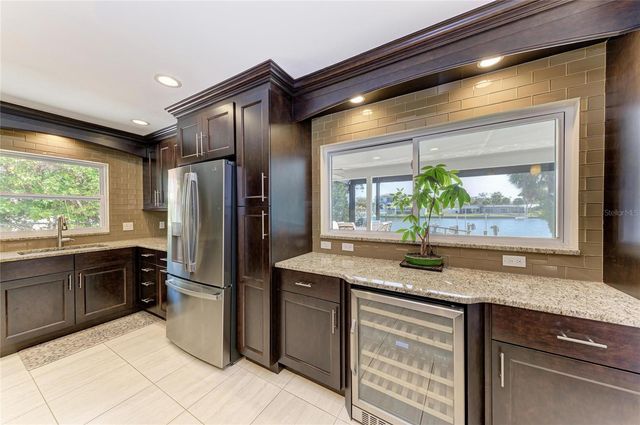 5507 CONTENTO DRIVE, Sarasota, FL 34242