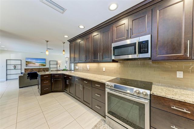 5507 CONTENTO DRIVE, Sarasota, FL 34242