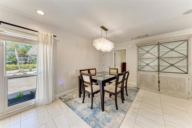 5507 CONTENTO DRIVE, Sarasota, FL 34242