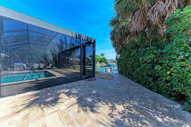 5507 CONTENTO DRIVE, Sarasota, FL 34242