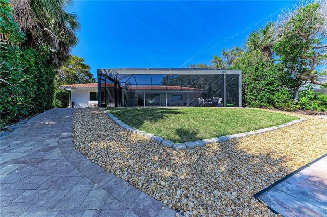 5507 CONTENTO DRIVE, Sarasota, FL 34242