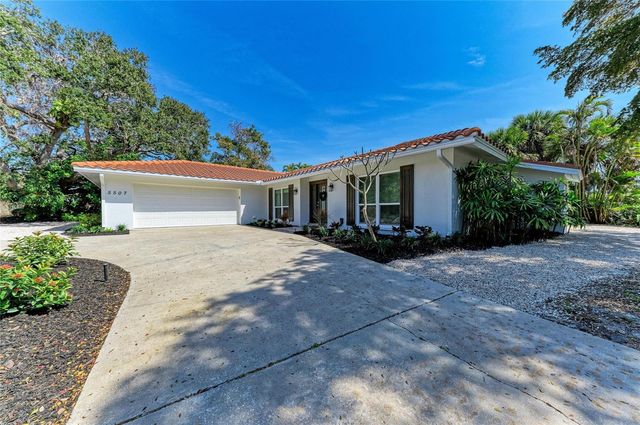5507 CONTENTO DRIVE, Sarasota, FL 34242