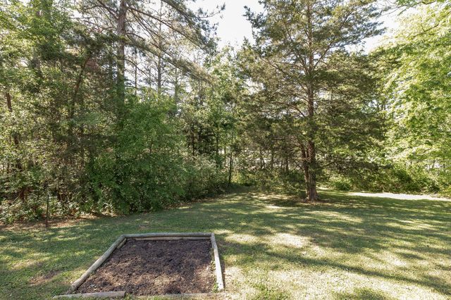 7113 Rusty Dr, Fairview, TN 37062