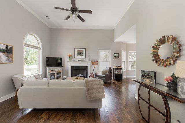 7113 Rusty Dr, Fairview, TN 37062
