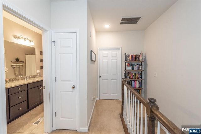 114 Wesmont Drive 4006, Wood Ridge, NJ 07075