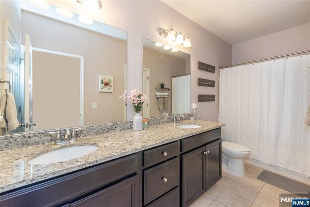 114 Wesmont Drive 4006, Wood Ridge, NJ 07075
