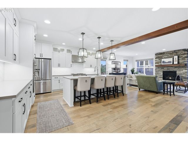 14985 Se NORTHERN HEIGHTS Dr, Happy Valley, OR 97086