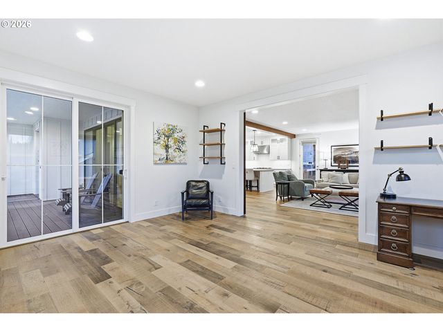 14985 Se NORTHERN HEIGHTS Dr, Happy Valley, OR 97086