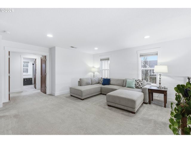 14985 Se NORTHERN HEIGHTS Dr, Happy Valley, OR 97086