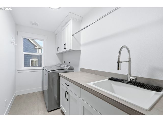 14985 Se NORTHERN HEIGHTS Dr, Happy Valley, OR 97086