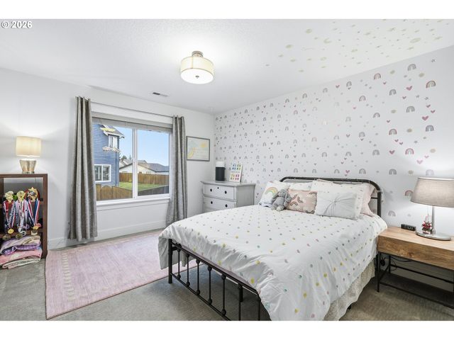 14985 Se NORTHERN HEIGHTS Dr, Happy Valley, OR 97086