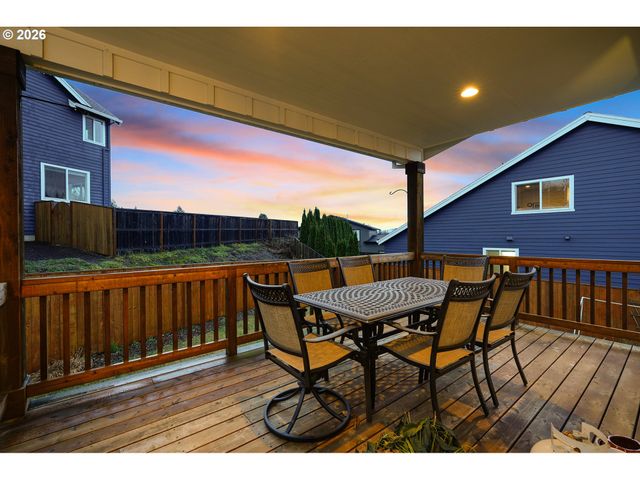 14985 Se NORTHERN HEIGHTS Dr, Happy Valley, OR 97086