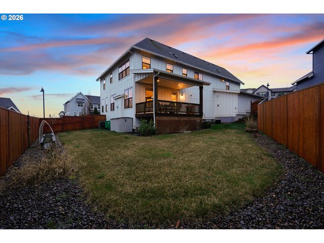 14985 Se NORTHERN HEIGHTS Dr, Happy Valley, OR 97086