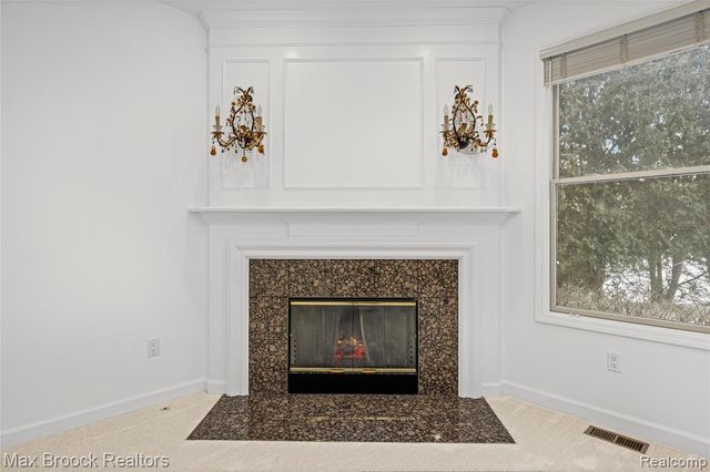 6901 Reed Court, West Bloomfield, MI 48322